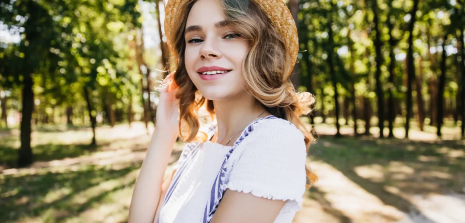 How to Achieve Beautiful Outdoor Portrait Shots